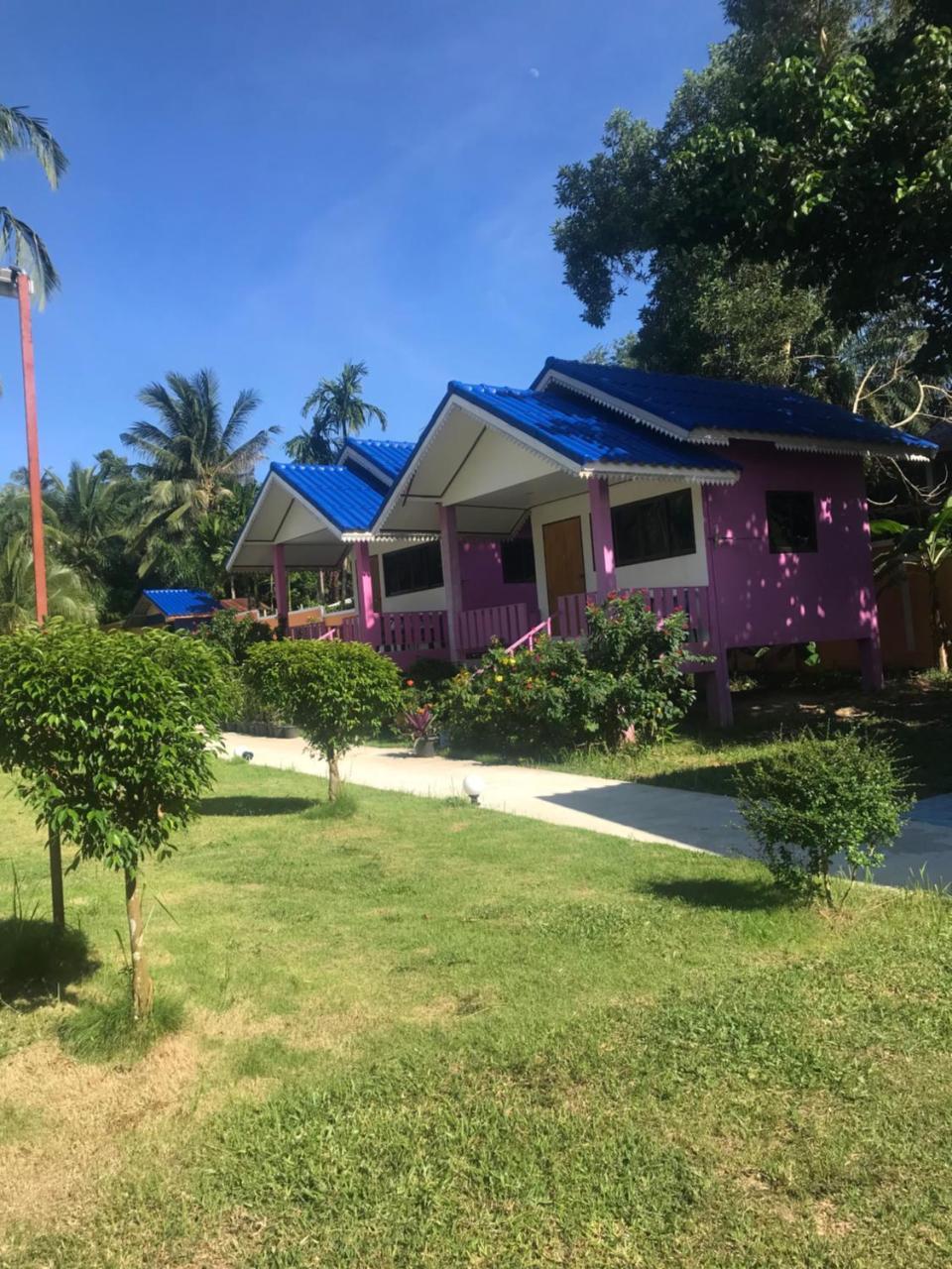 The Mountain View Hat Sai Ri Resort Chumphon Exterior photo