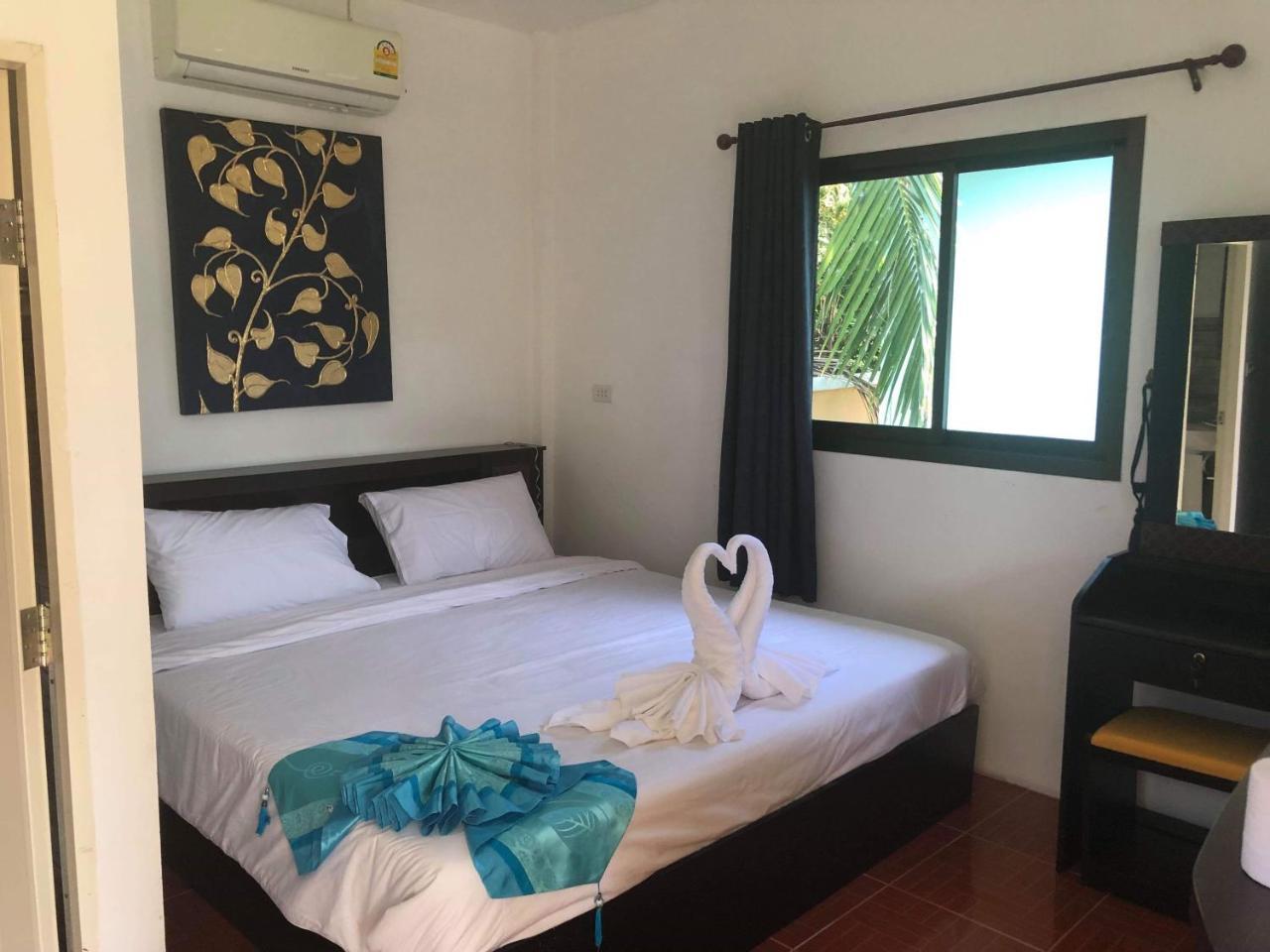 The Mountain View Hat Sai Ri Resort Chumphon Exterior photo
